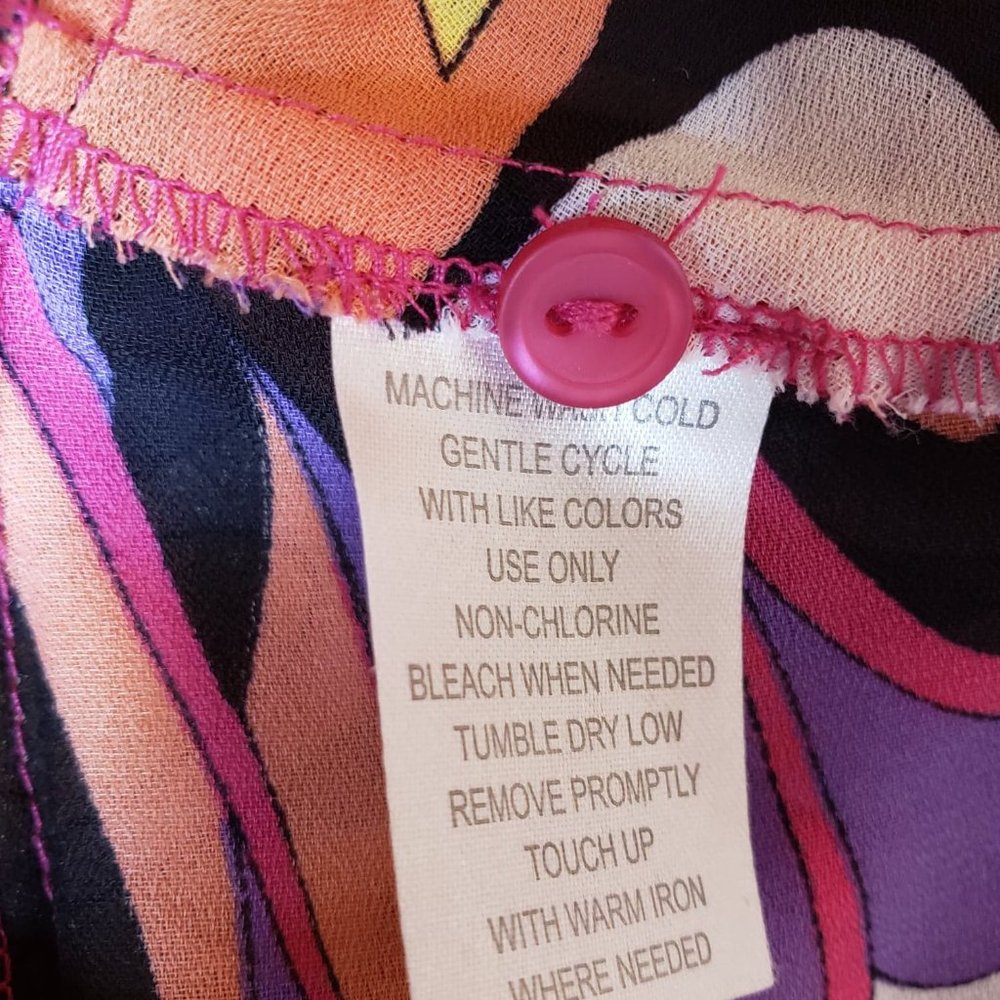 Sunny Leigh Groovy Multicolored Swirl Button M - image 8